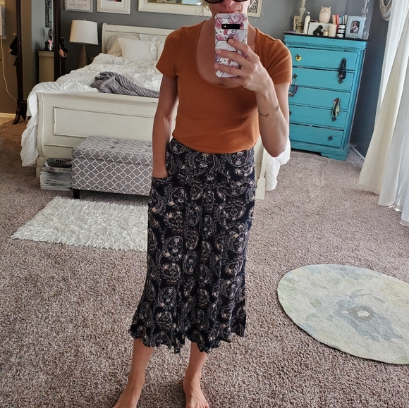 ❤ Llove Skort Pants ❤ - Picture 2 of 8